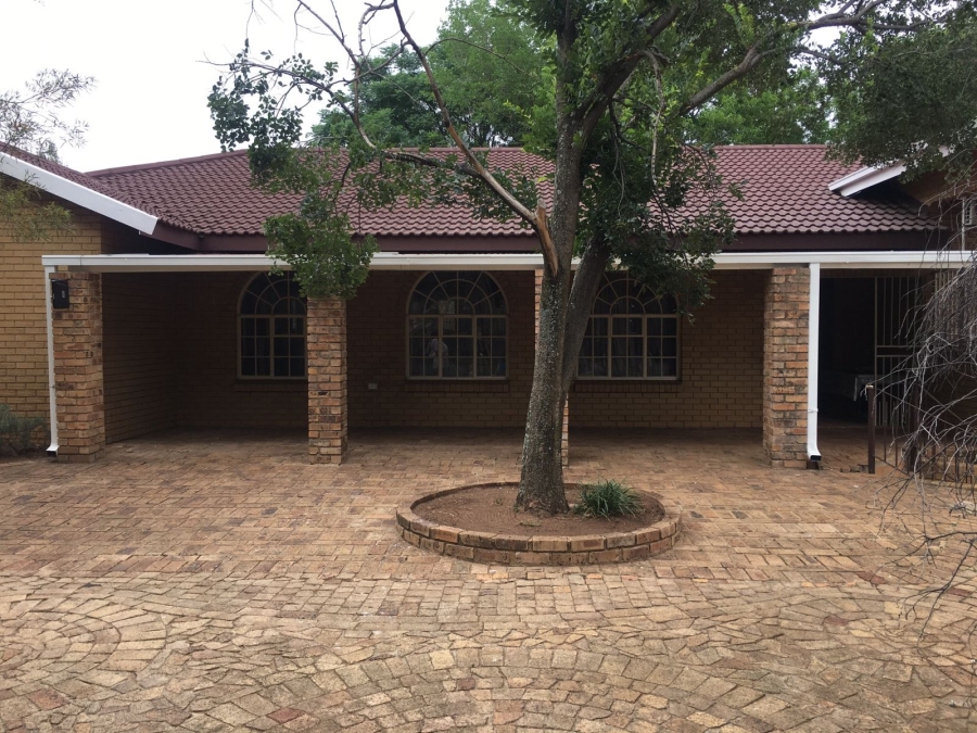 4 Bedroom Property for Sale in Parys Free State